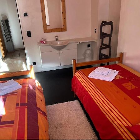 Chasa Crusch Otel Sent Dış mekan fotoğraf
