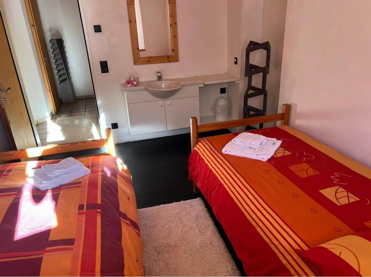 Chasa Crusch Otel Sent Dış mekan fotoğraf