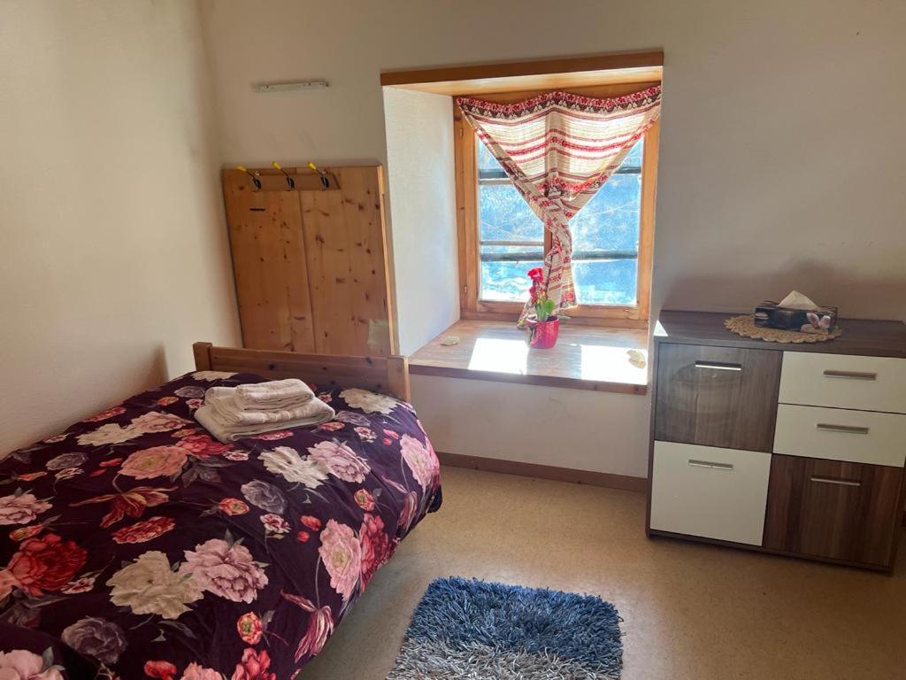 Chasa Crusch Otel Sent Dış mekan fotoğraf